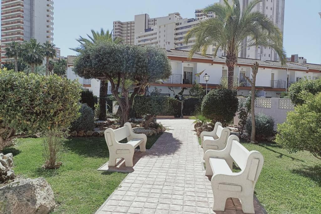 بينايدورم 2 Bedroom Townhouse In Beautiful Gated Complex المظهر الخارجي الصورة